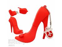 Flask 32 GB Women's red shoe on current USB flash drive