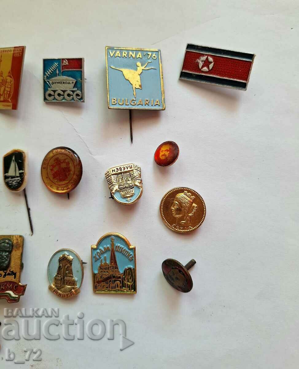 Auction Lot of badges for collectors Auction Lot of badges for collectors