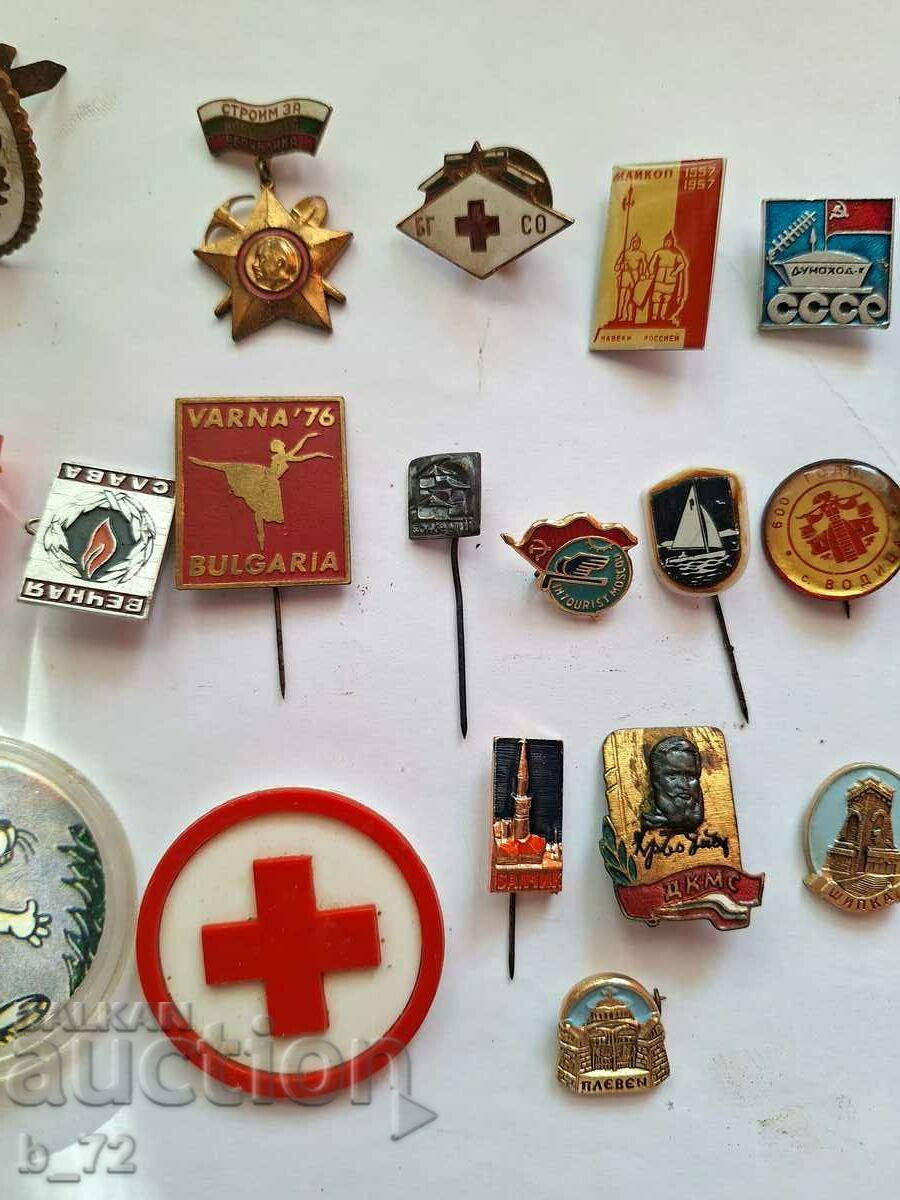 Delivery of Lot of badges for collectors Delivery of Lot of badges for collectors