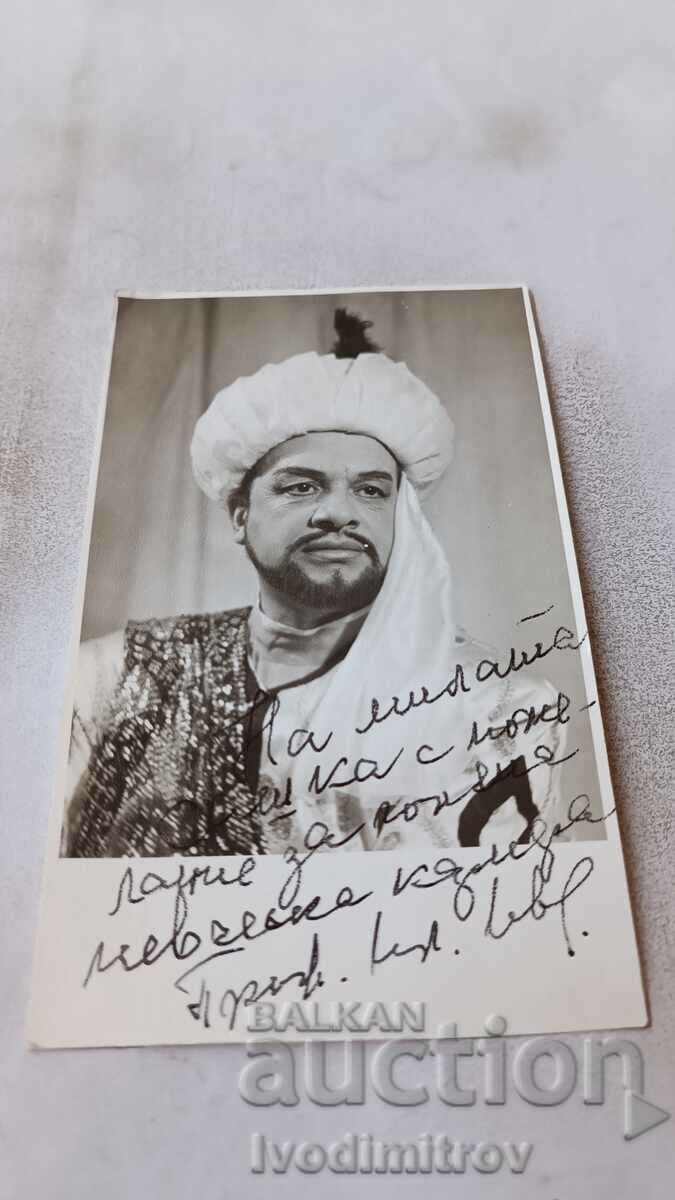 Photo Man in Theater Clothing Autograph