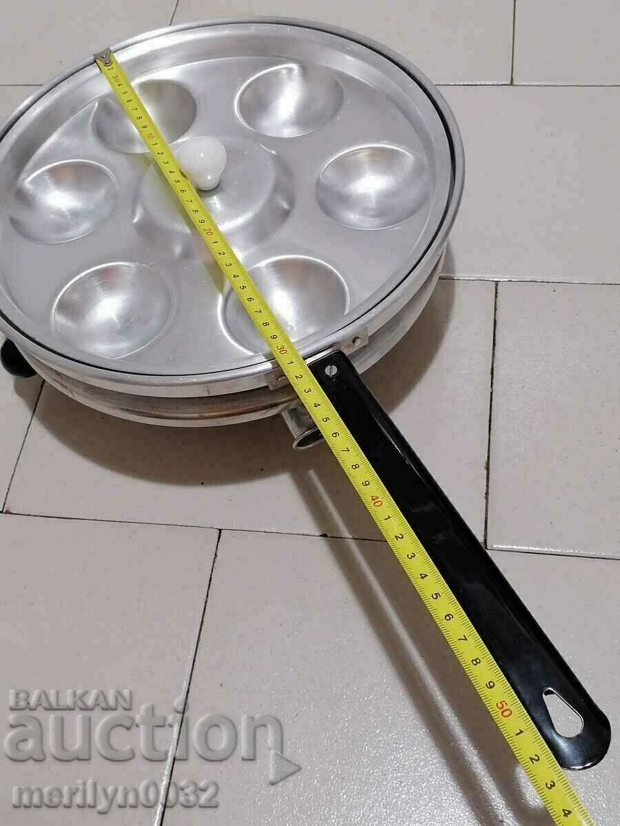 Old electric pot with lid for cupcakes sweets DDR Works - 5