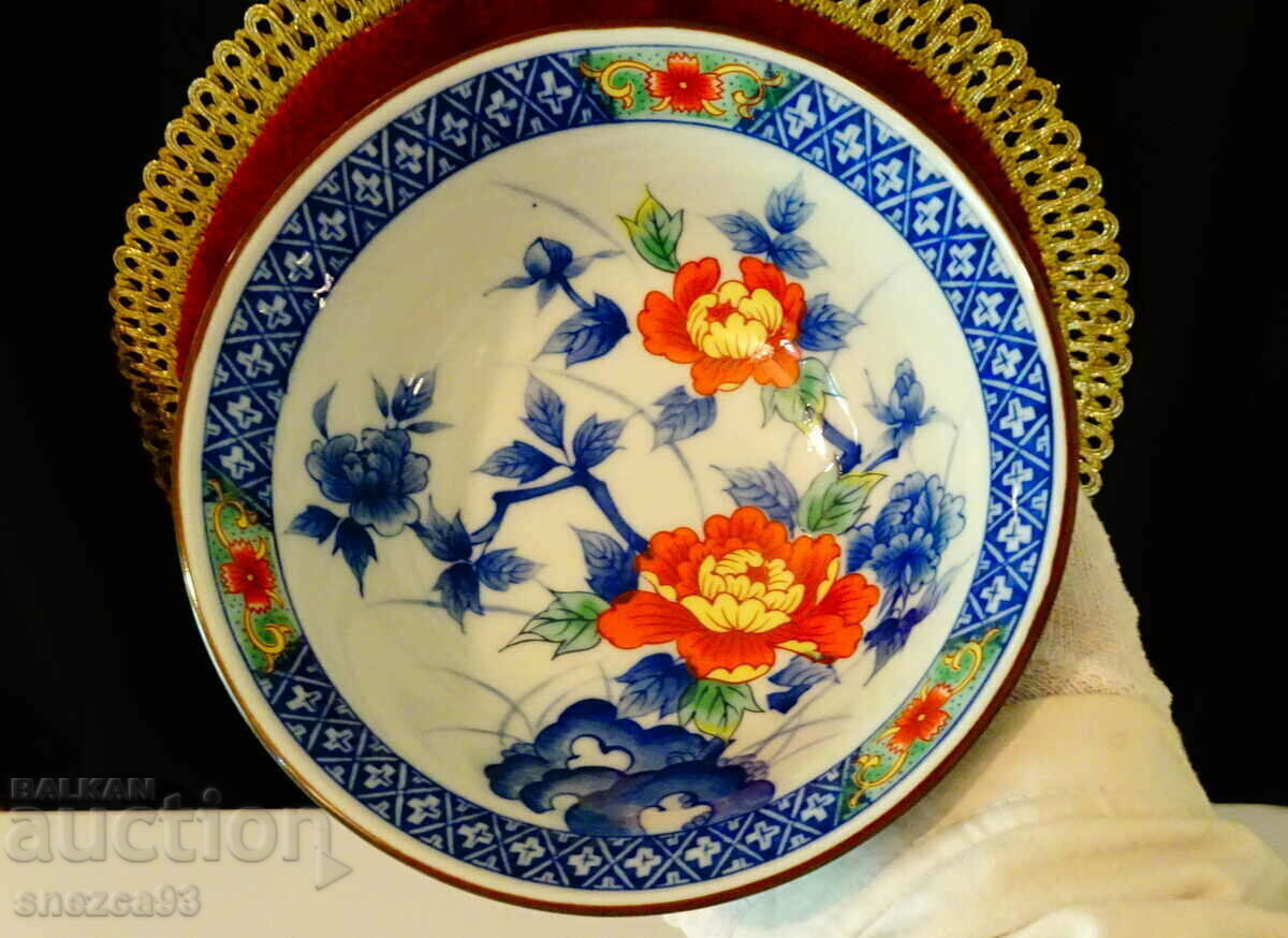 Vintage Japanese Arita Juzan-gama porcelain bowl. with price 56.00 BGN | € 28.63 Vintage Japanese Arita Juzan-gama porcelain bowl. with price 56.00 BGN | € 28.63