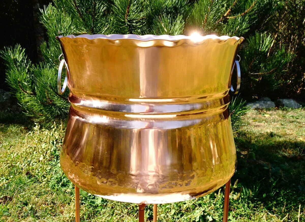 German copper boiler, small 2.5 kg., marked. with price 790.00 BGN | € 403.92 German copper boiler, small 2.5 kg., marked. with price 790.00 BGN | € 403.92