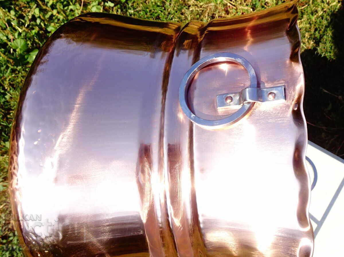 Auction German copper boiler, small 2.5 kg., marked. Auction German copper boiler, small 2.5 kg., marked.