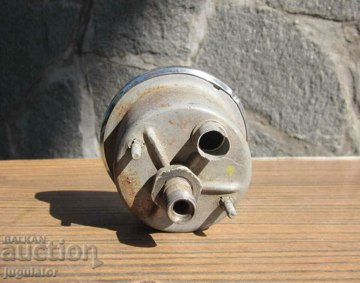 old appliance, appliance from a Škoda truck - 5