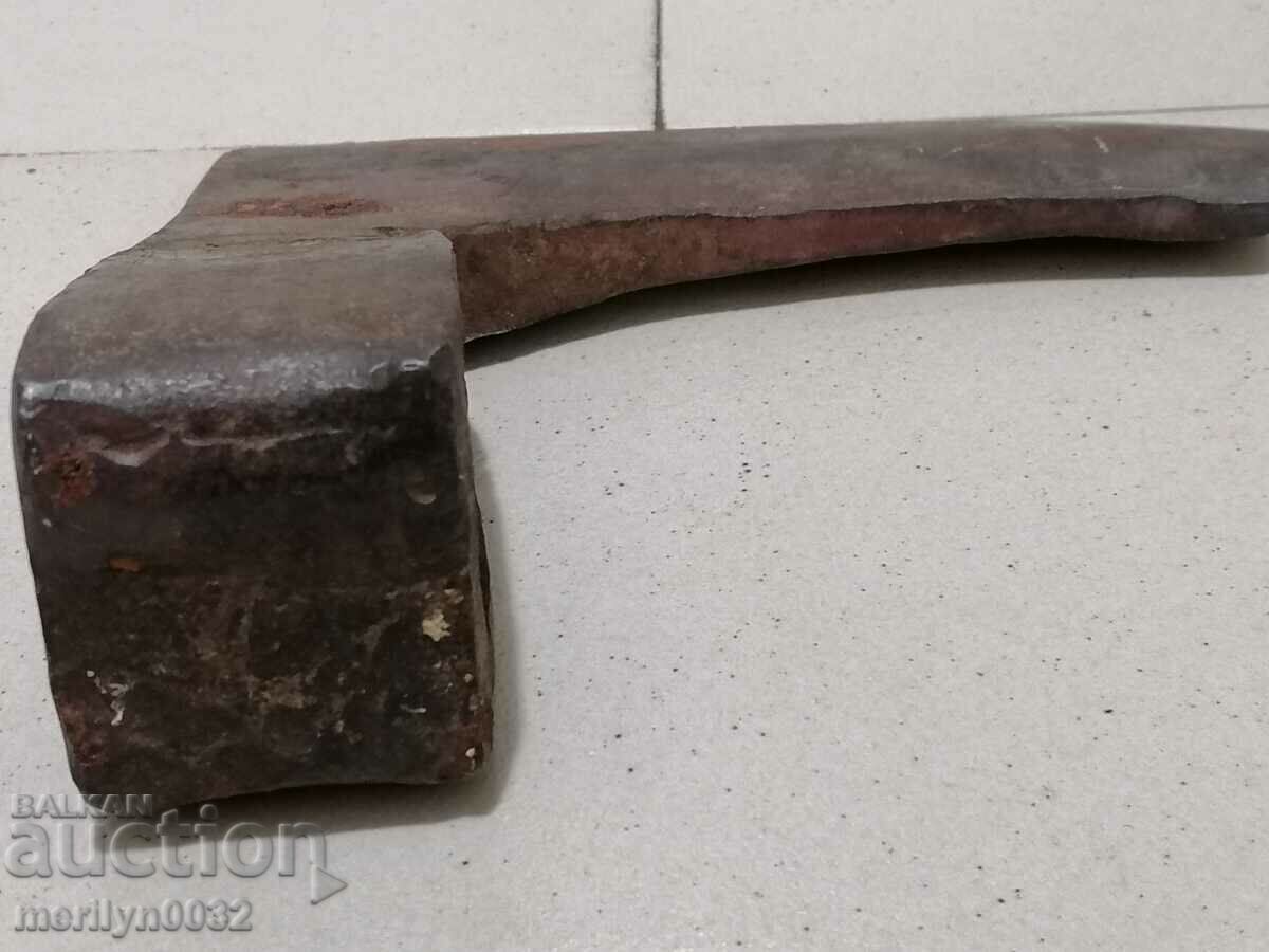 Доставка на Стара брадва топор инструмент ковано желязо Доставка на Стара брадва топор инструмент ковано желязо