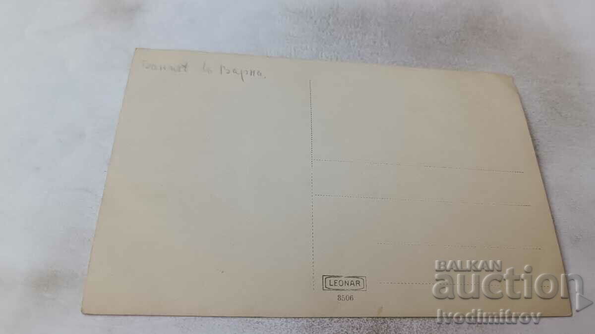 Photo Varna Officers and soldiers n the stairs in the Sea Garden with price 3.45 BGN | € 1.76 Photo Varna Officers and soldiers n the stairs in the Sea Garden with price 3.45 BGN | € 1.76