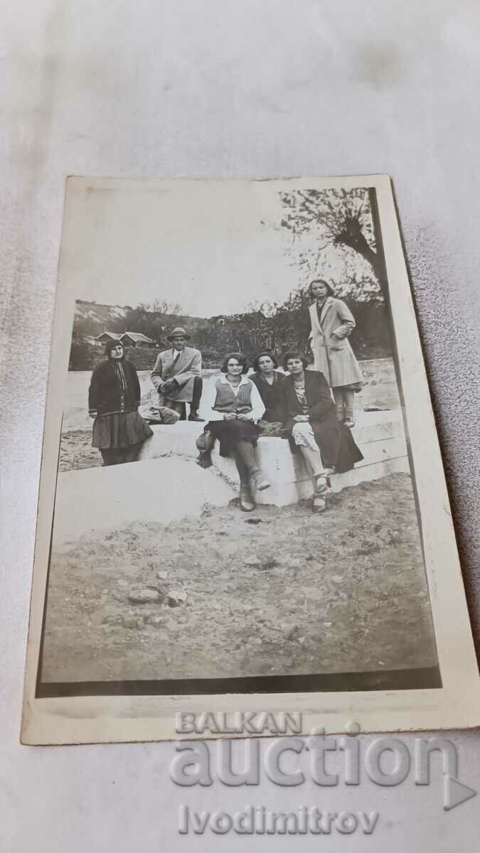 Foto Solu Derventu Bărbat și femei la Baia Mamei 1931