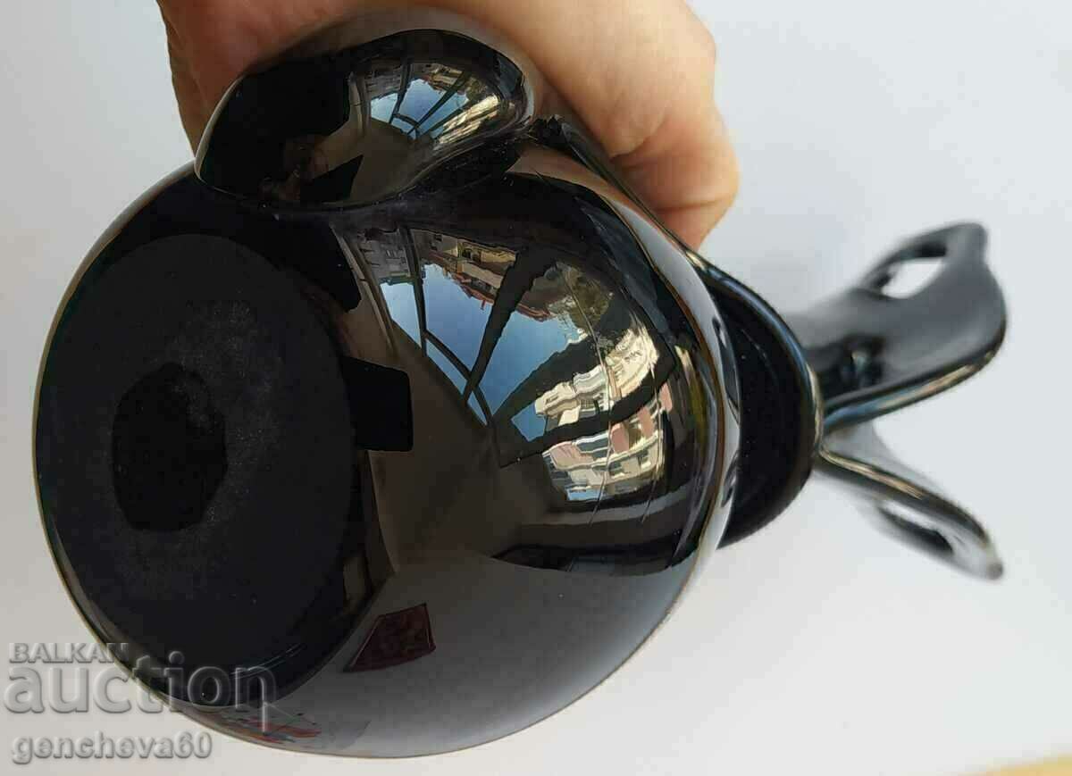 Auction  Beautiful Murano black crystal glass vase