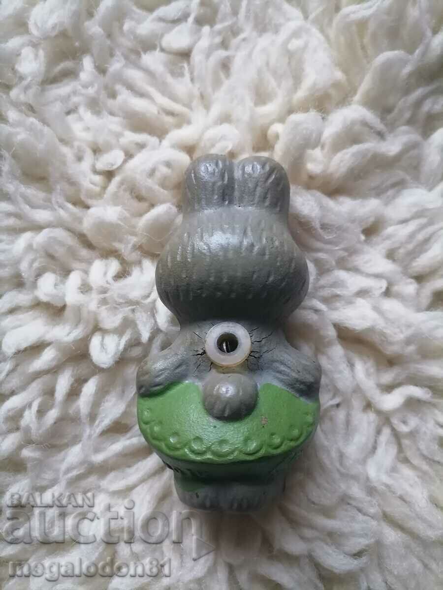 Стара гумена играчка - зайче с цена 15.00 лв. | € 7.67 Стара гумена играчка - зайче с цена 15.00 лв. | € 7.67