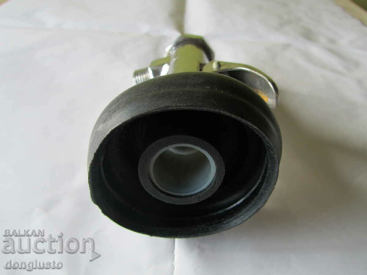 Auction  Soc faucet for toilet
