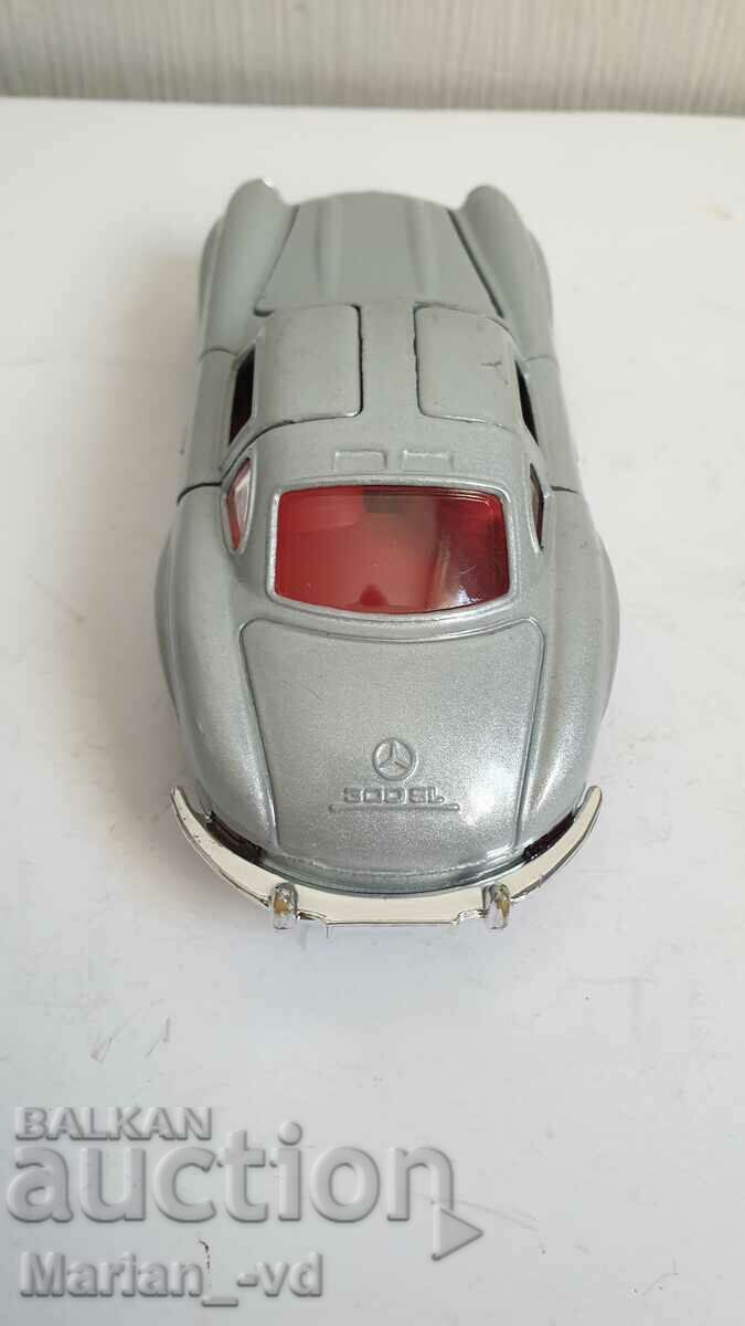 Mercedes-Benz 300SL Corgi C811/1; 1954 - 6 Mercedes-Benz 300SL Corgi C811/1; 1954 - 6