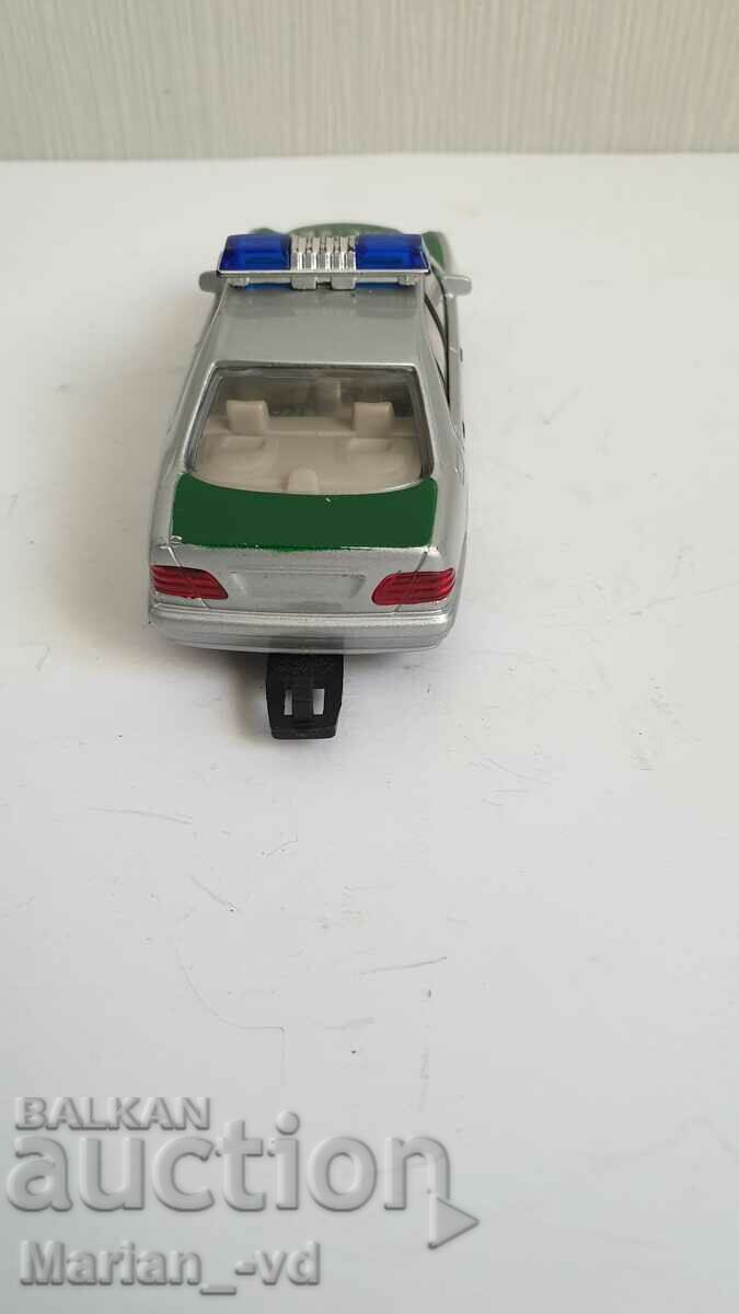 Delivery of mercedes benz E class 1.43 joycity Delivery of mercedes benz E class 1.43 joycity