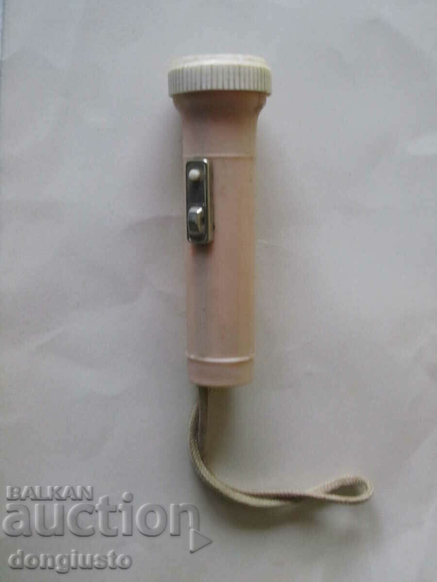 Soca hand flashlight