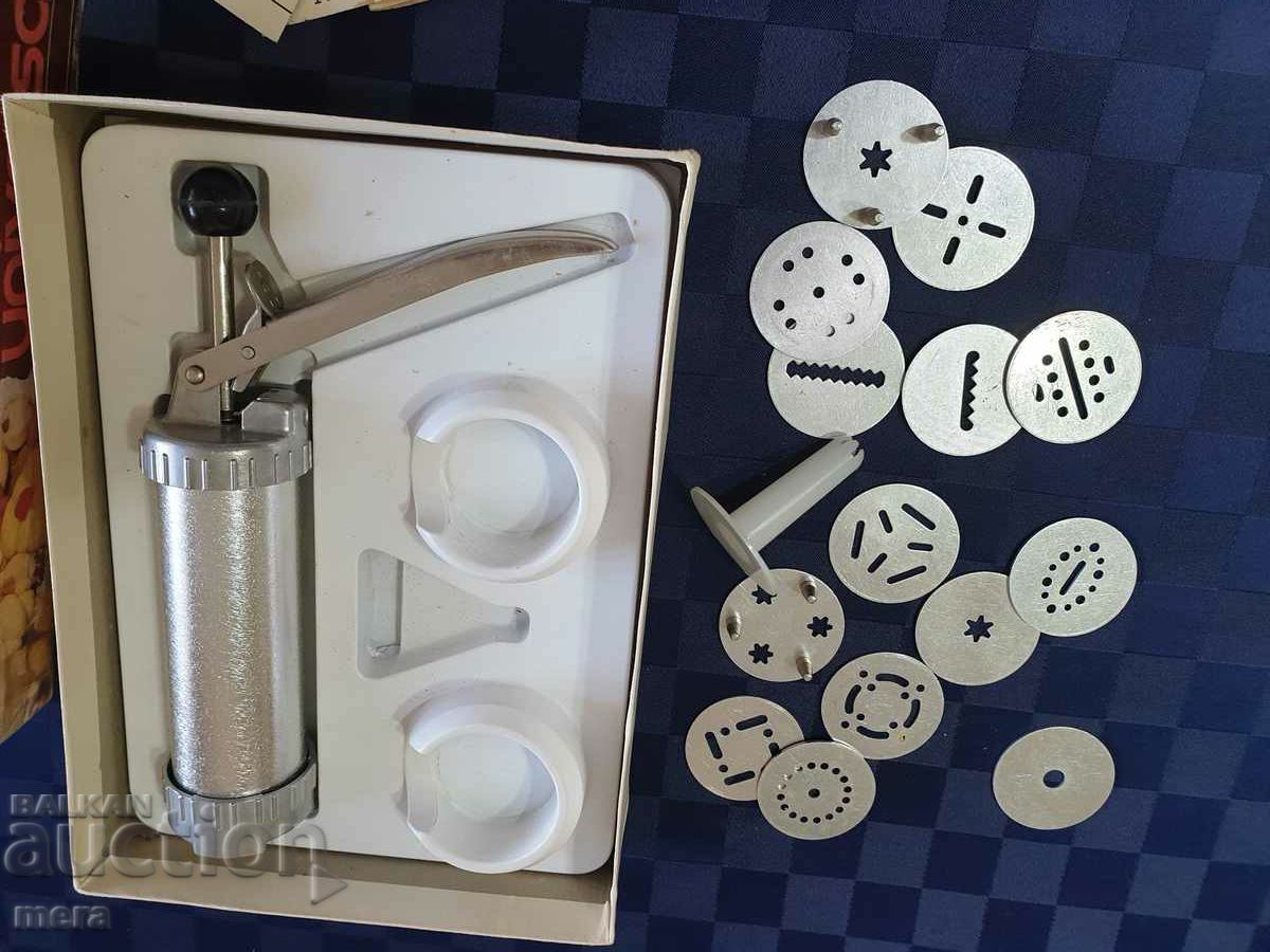 Auction Pastry syringe from the 70s Auction Pastry syringe from the 70s