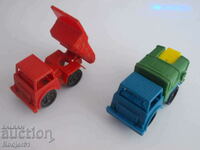 играчки - малки камиончета, пластмасови „от едно време” 5 бр