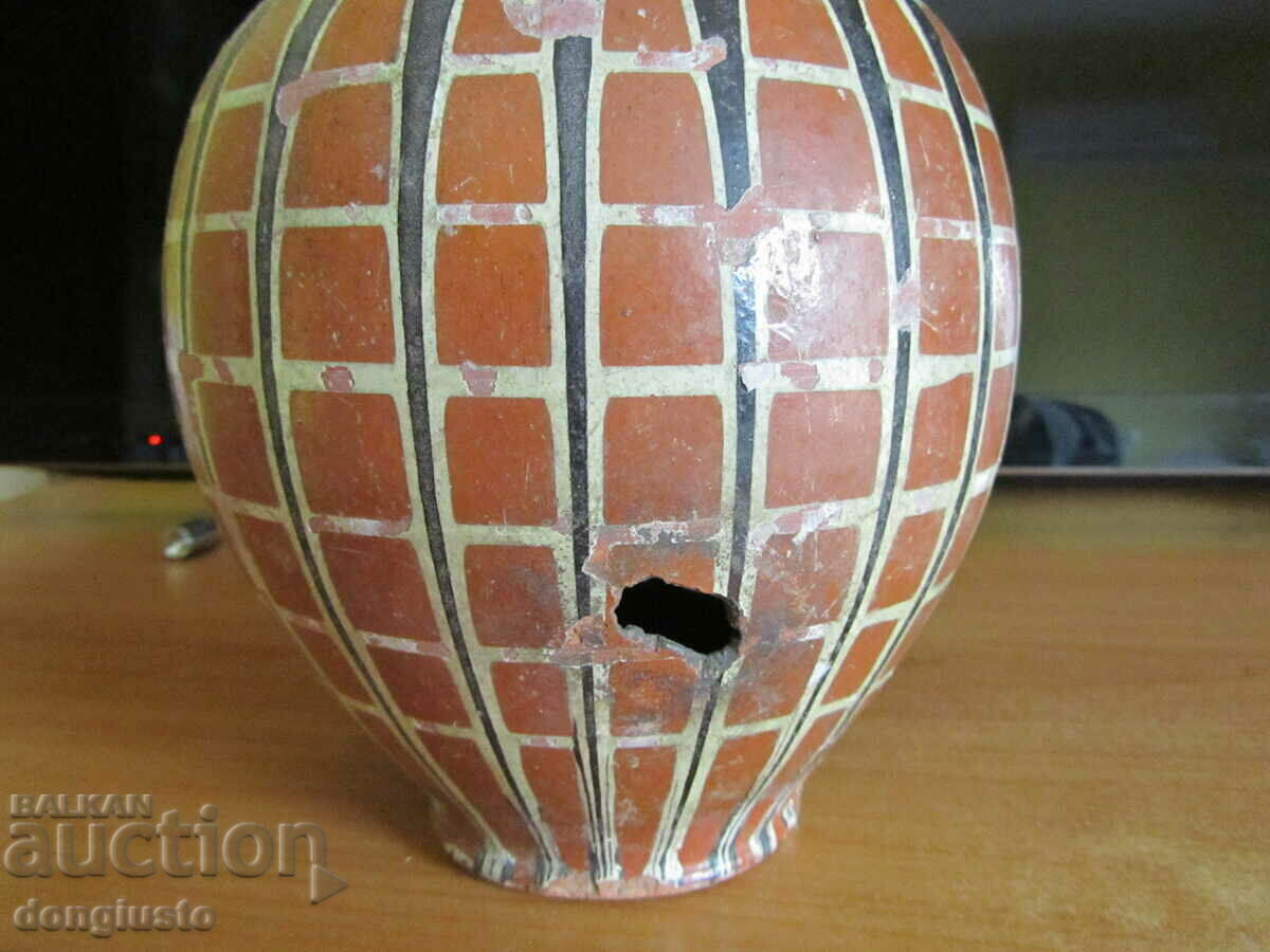 Auction Trojan pitcher Auction Trojan pitcher