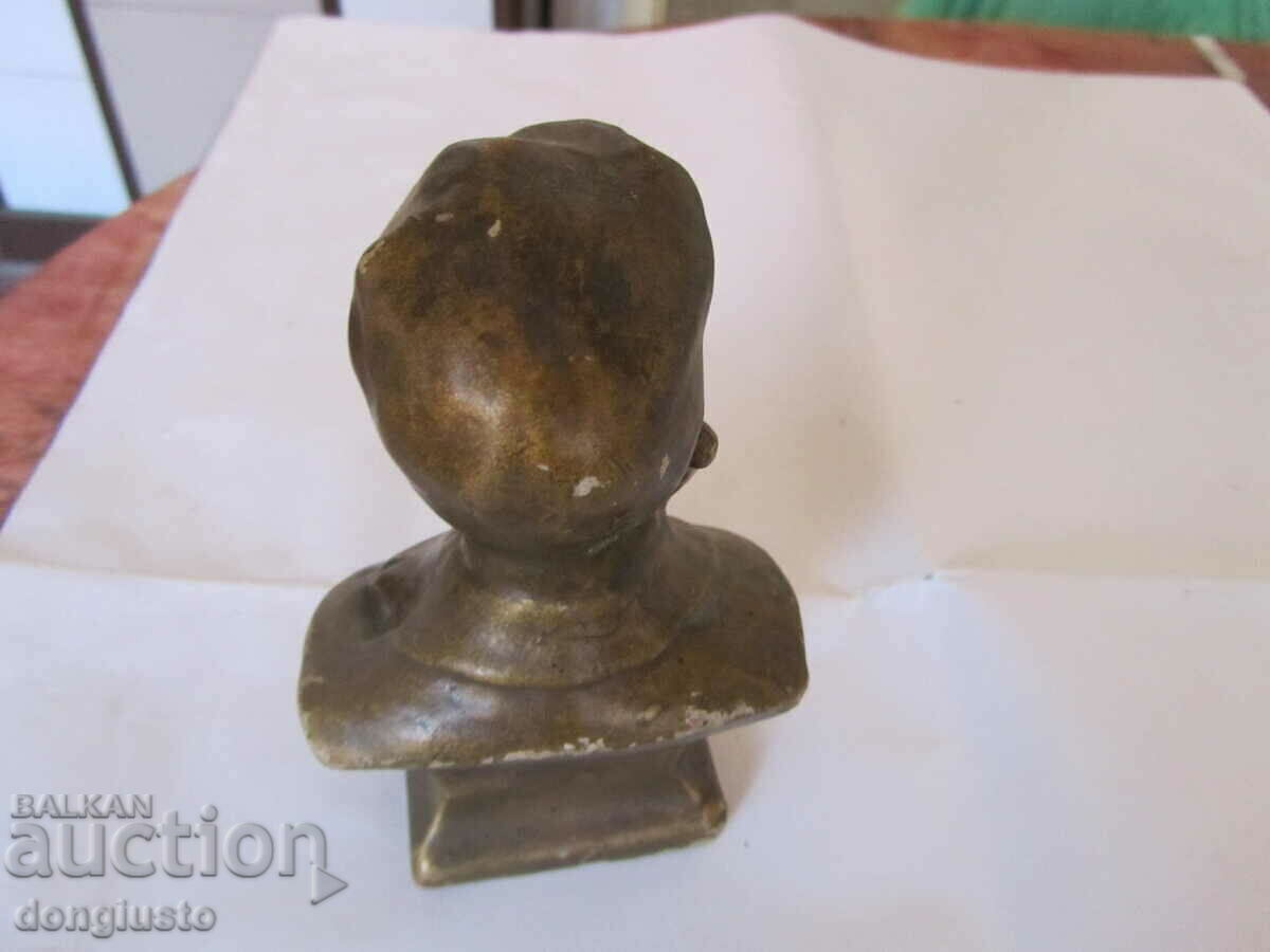 Auction Ceramic bust of Hristo Botev Auction Ceramic bust of Hristo Botev