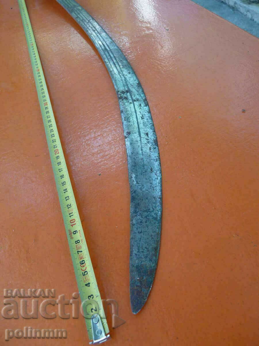 Saber Tulvar with price 300.00 BGN | € 153.39 Saber Tulvar with price 300.00 BGN | € 153.39