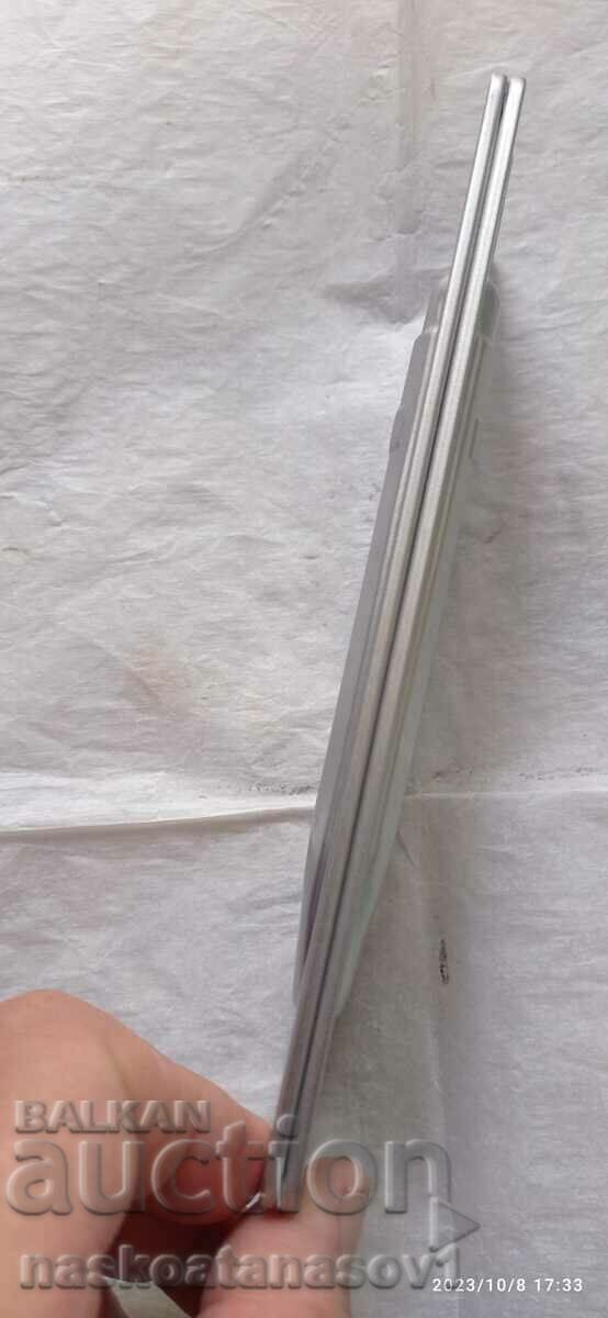 Delivery of Pen box Pencil (CARAN D'ACHE) Delivery of Pen box Pencil (CARAN D'ACHE)