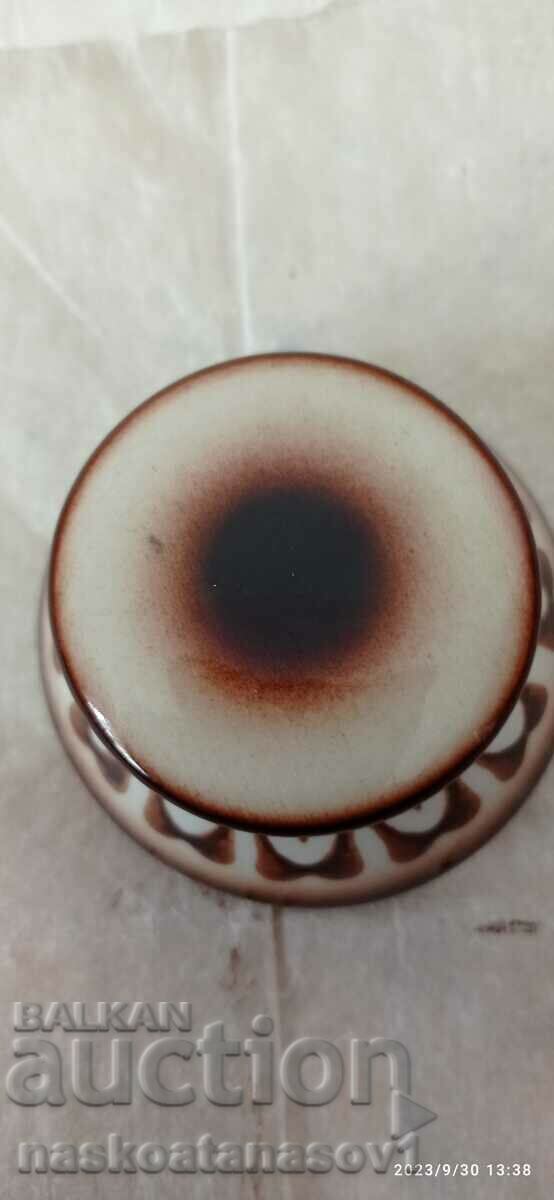 Delivery of Goebel jug cap