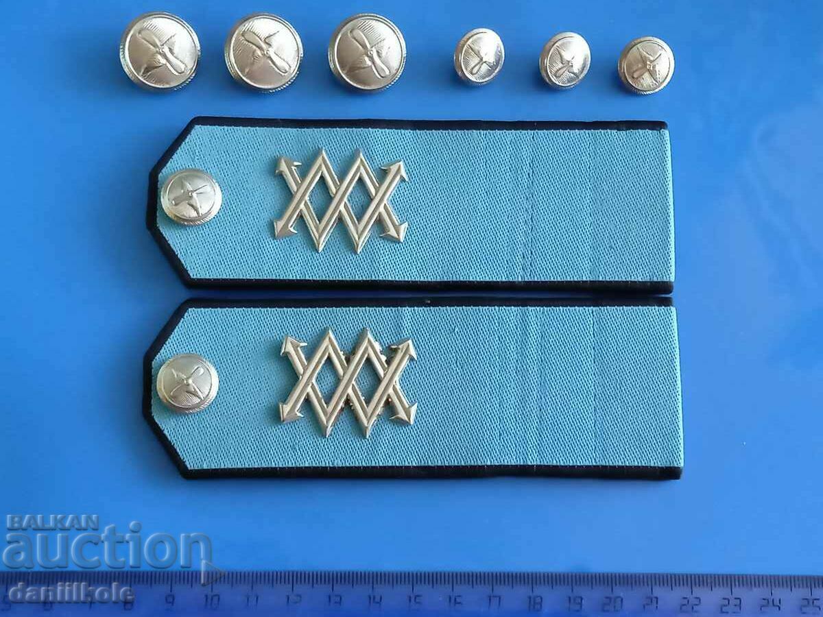 Delivery of *$*Y*$* SET OF AIR FORCE Epaulettes + BUTTONS + INSIGNIA *$*Y*$*