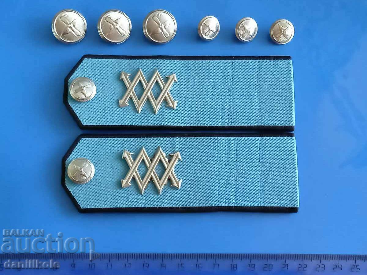 *$*Y*$* SET OF AIR FORCE Epaulettes + BUTTONS + INSIGNIA *$*Y*$* - 7