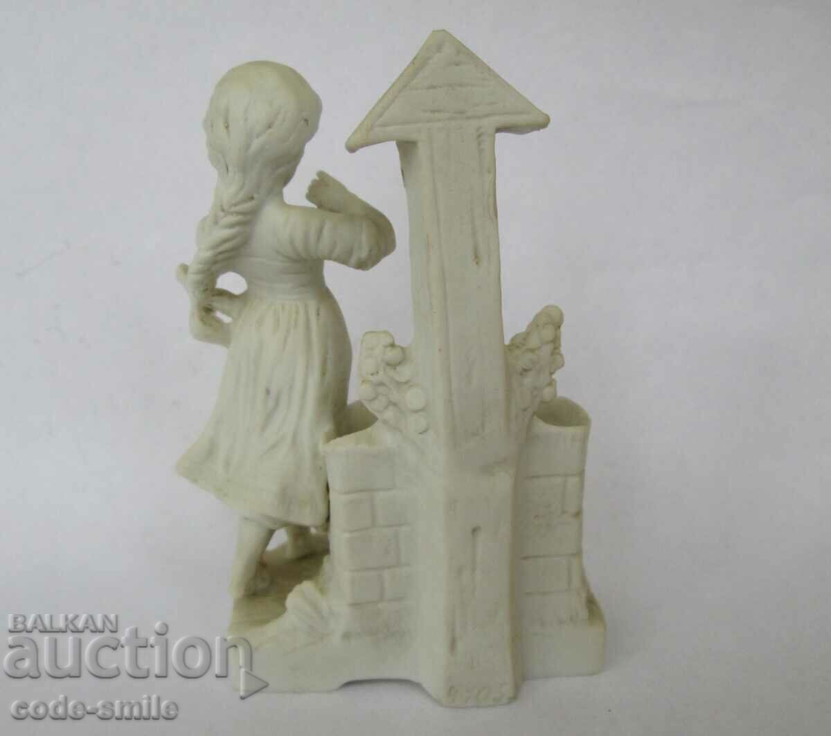 Licitație Porțelan vechi din porțelan din porțelan Licitație Porțelan vechi din porțelan din porțelan