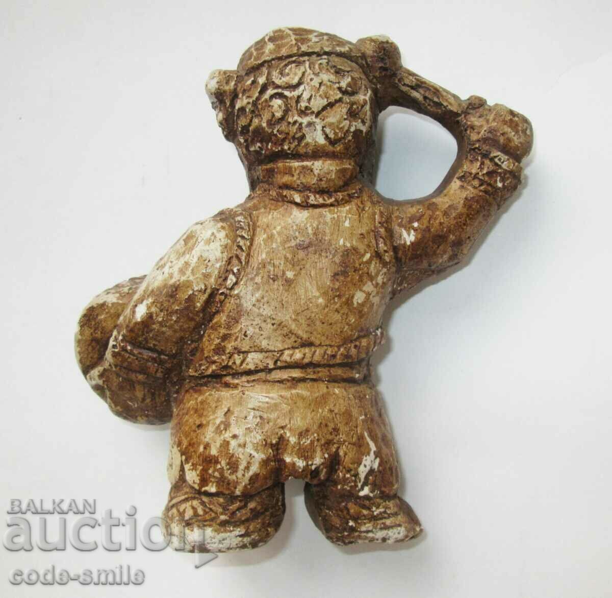 Old author's plastic statuette plaster figure "drummer" with price 150.00 BGN | € 76.69 Old author's plastic statuette plaster figure "drummer" with price 150.00 BGN | € 76.69