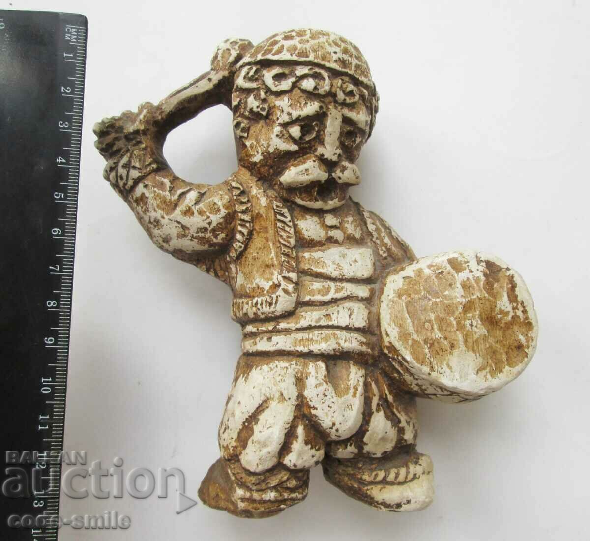 Delivery of Old author's plastic statuette plaster figure "drummer" Delivery of Old author's plastic statuette plaster figure "drummer"