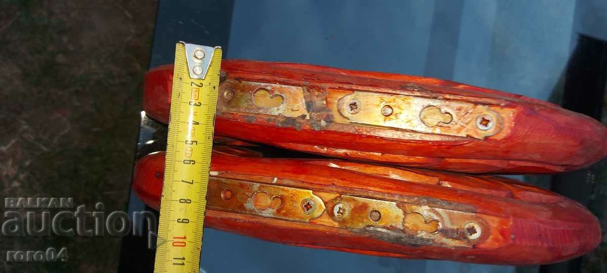 THREADED SHELF SUPPORTS - 5 THREADED SHELF SUPPORTS - 5