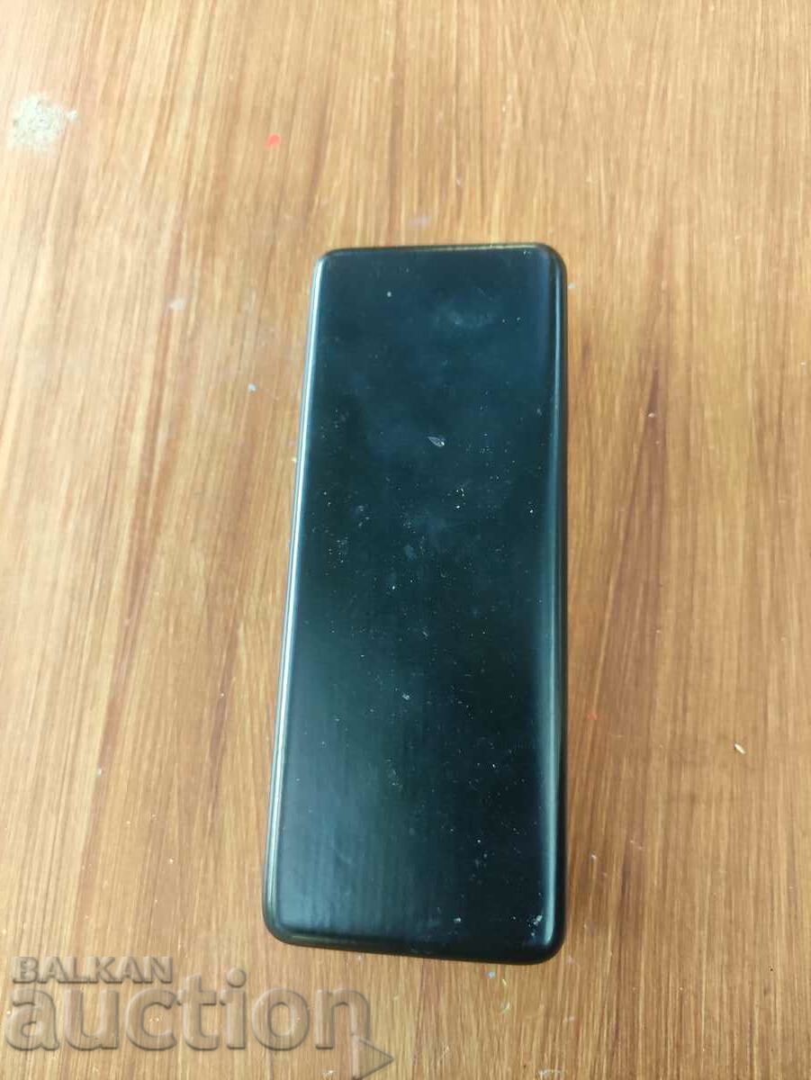 cutie LONGINES cu preț 150.00 BGN | € 76.69 cutie LONGINES cu preț 150.00 BGN | € 76.69