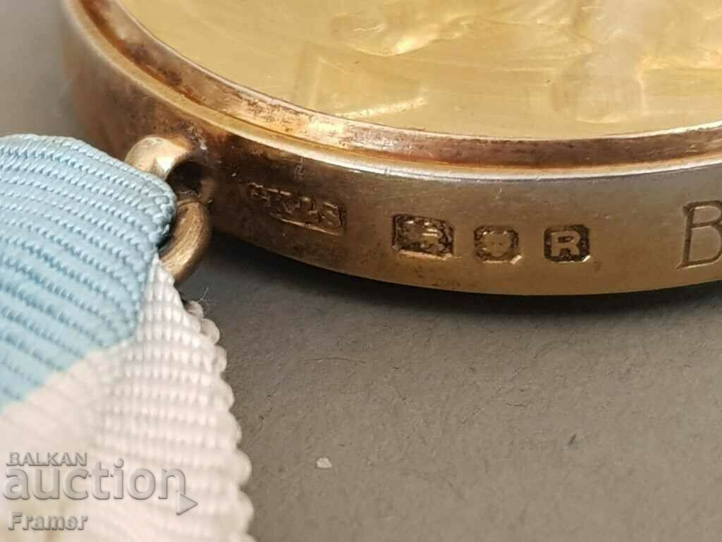 Silver Gilt Enamel Medal Masonic Order England London 2 - 5 Silver Gilt Enamel Medal Masonic Order England London 2 - 5