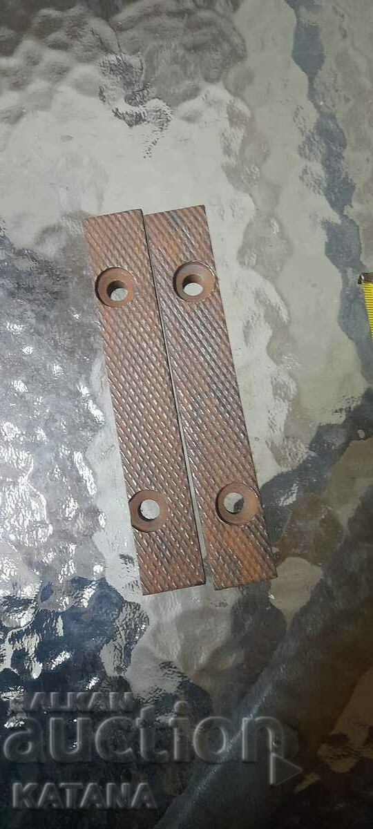 Mentgeme jaws with price 15.00 BGN | € 7.67 Mentgeme jaws with price 15.00 BGN | € 7.67