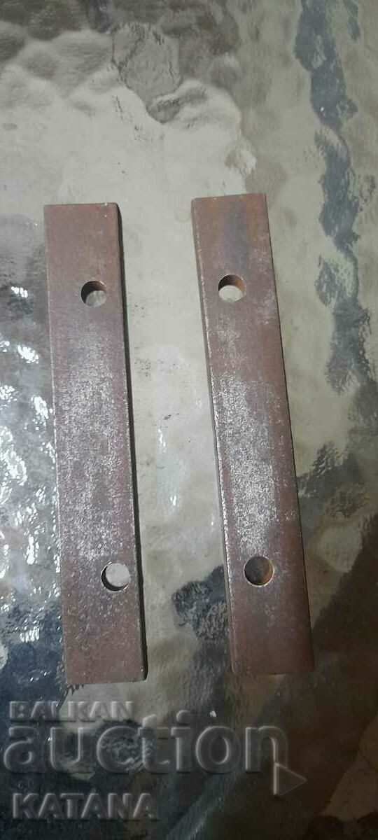 Delivery of Mentgeme jaws Delivery of Mentgeme jaws