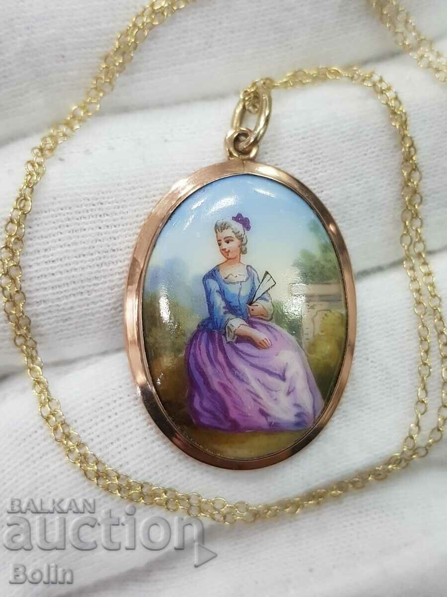 Gold Painted Victorian Medallion 1880 - 1900 - 7 Gold Painted Victorian Medallion 1880 - 1900 - 7