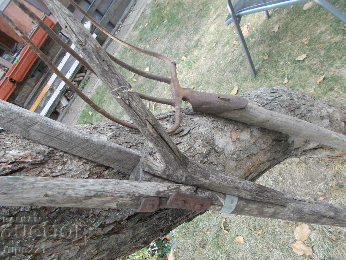 Δημοπρασία Πολλές παλιές βίλες Δημοπρασία Πολλές παλιές βίλες