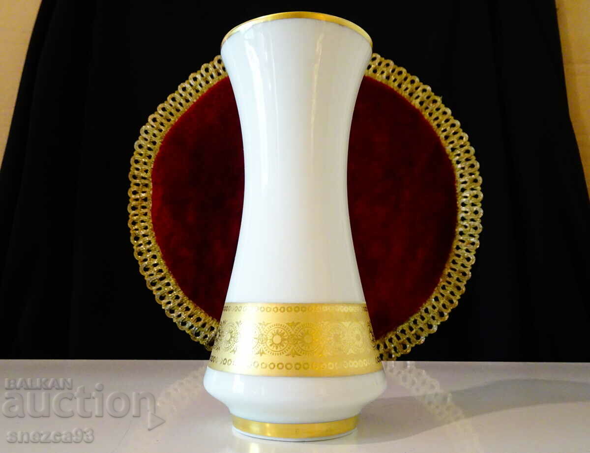 Bavarian porcelain vase, embossed gold.