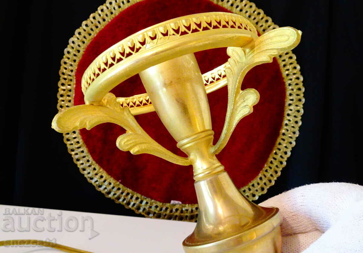 Аукцион Бронзова лампа,настолна лампа,нощна лампа. Аукцион Бронзова лампа,настолна лампа,нощна лампа.