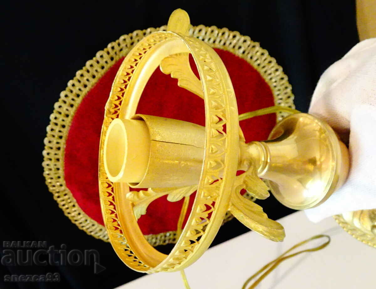 Доставка на Бронзова лампа,настолна лампа,нощна лампа. Доставка на Бронзова лампа,настолна лампа,нощна лампа.