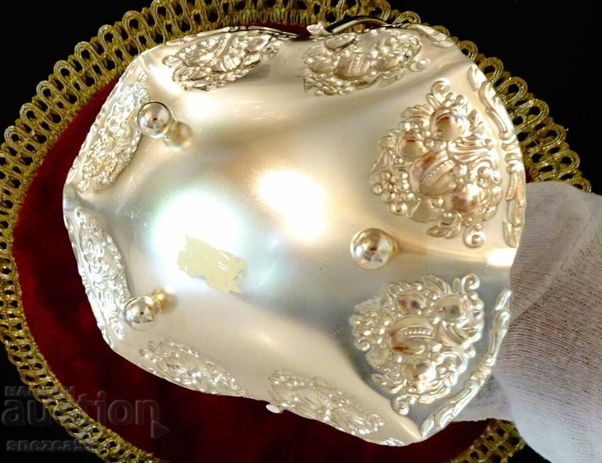 Silver-plated candy box, embossed fruits. - 5