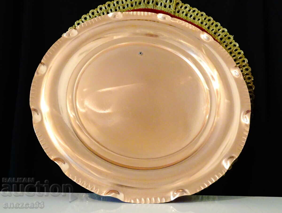 Copper plate, copper tray 32 cm.