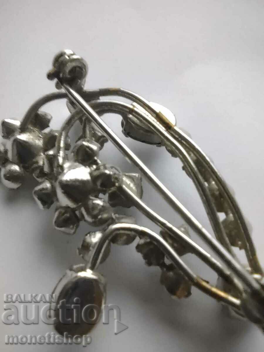 Аукцион Две красиви брожки Аукцион Две красиви брожки