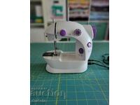 Mini sewing machine portable 4 in 1 with pedal two speeds Mini sa