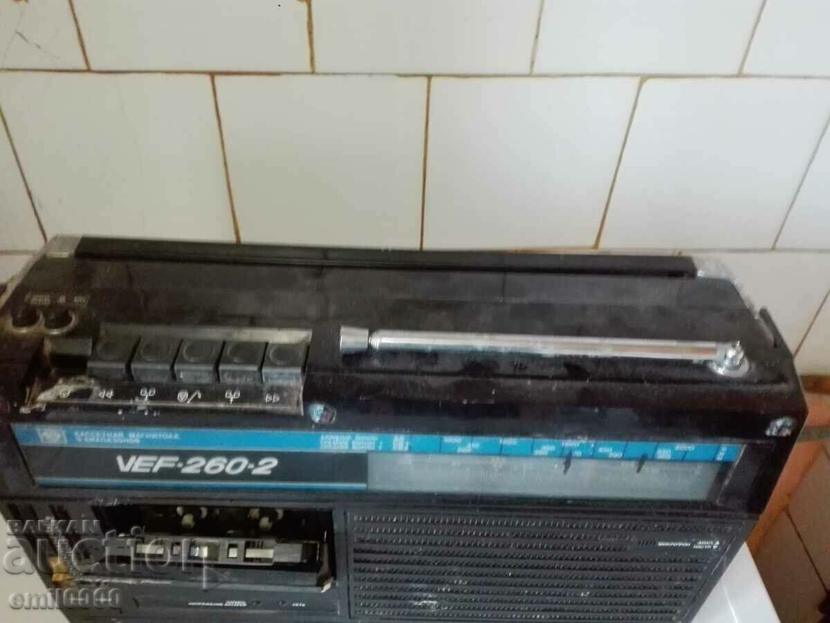 Licitație Radiocasetofon VEF 260-2. Licitație Radiocasetofon VEF 260-2.