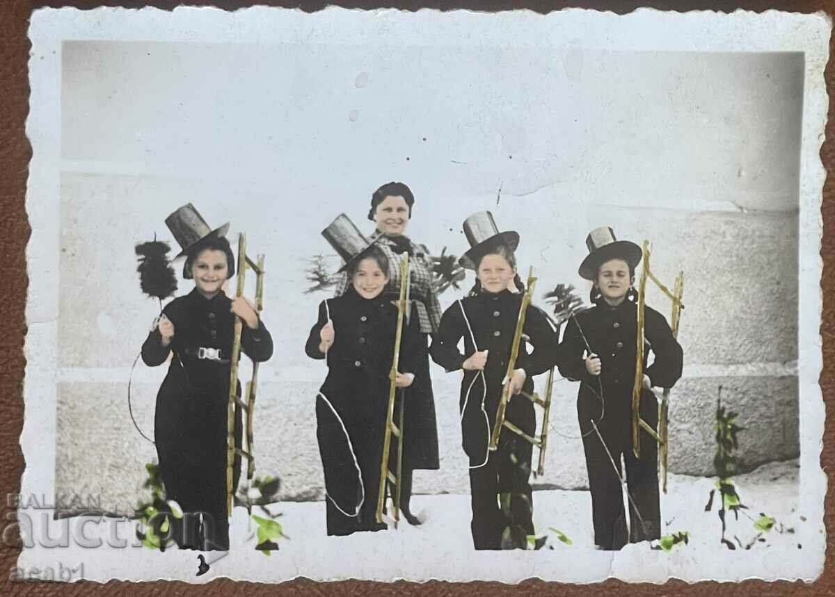 Interesting Photography "Chimney Sweepers"