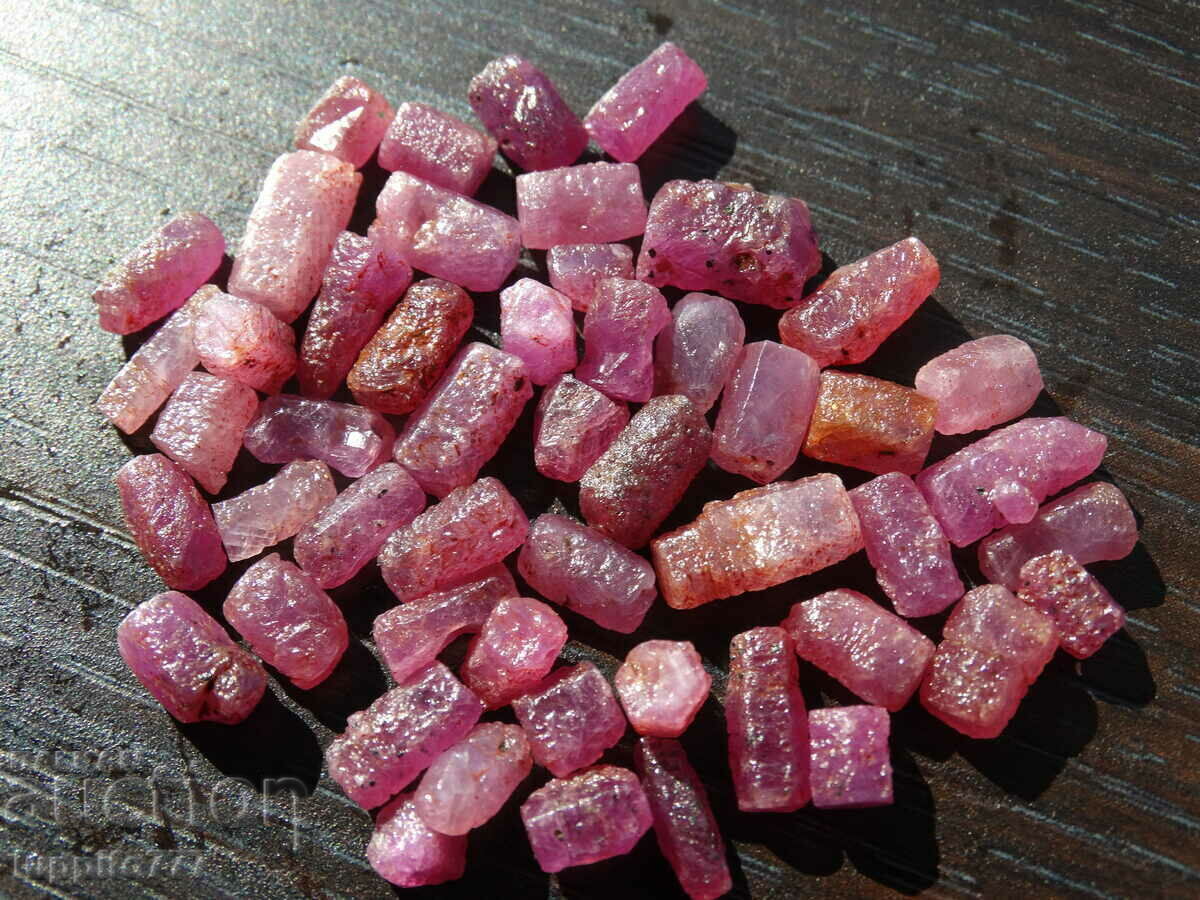 Licitație rubin natural corindon calitate fațetă 117 carate lot 51 buc Licitație rubin natural corindon calitate fațetă 117 carate lot 51 buc