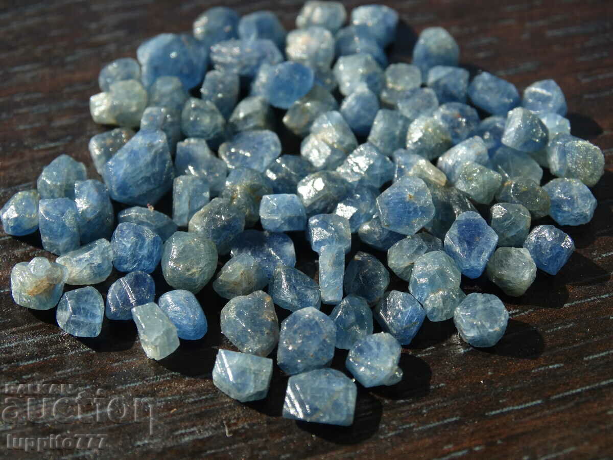 natural sapphire Ceylon facet quality 155 carats 60+pc lot