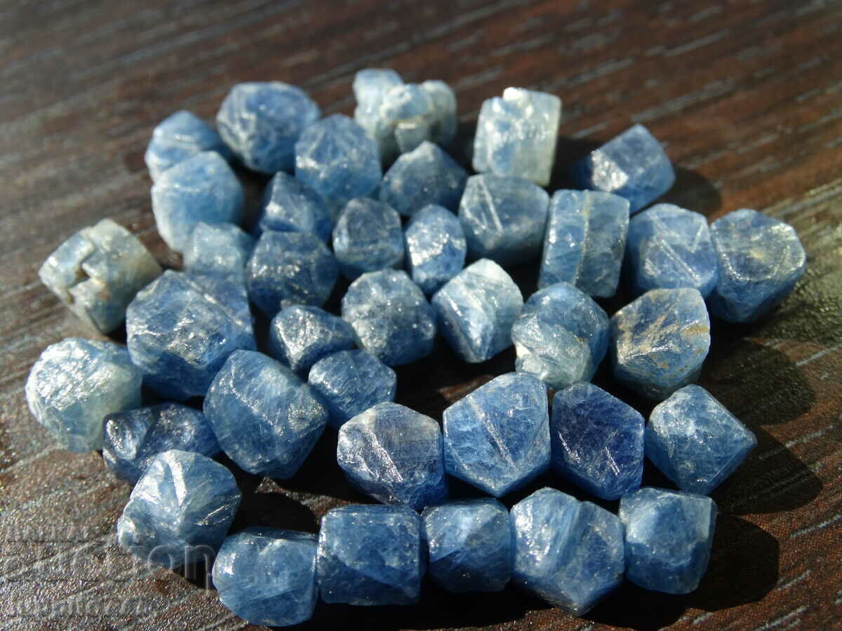 Παράδοση φυσικό ζαφείρι Mogok facet ποιότητας 136 καρατίων 40 τμχ. παρτίδα Παράδοση φυσικό ζαφείρι Mogok facet ποιότητας 136 καρατίων 40 τμχ. παρτίδα