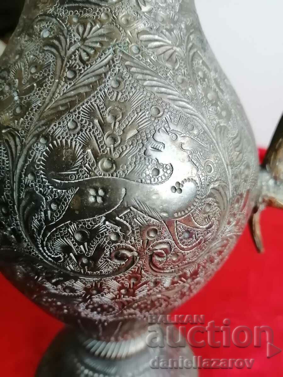 Рядък Старинен Бронзов ПЕРСИЙСКИ Съд КАНА 19 Век с цена € 150.00 | 293.38 лв.